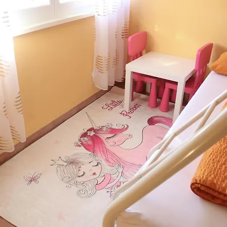 Golden Palace Lägenhet *